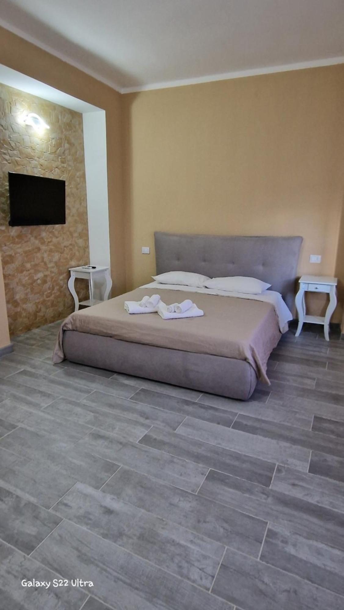 Terry'S House Hotel Nuoro  Bagian luar foto