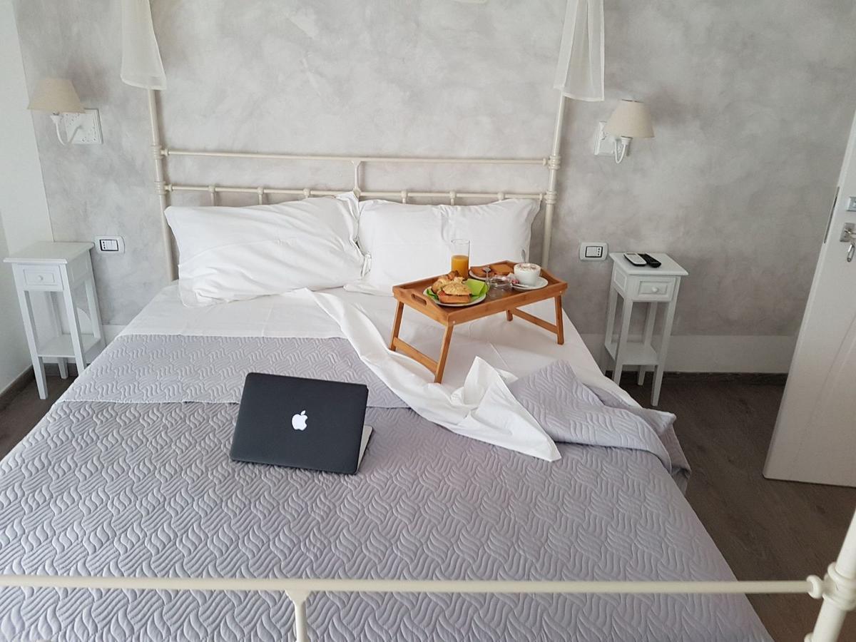 Terry'S House Hotel Nuoro  Bagian luar foto